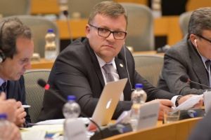 Ministrul Muncii anunţă că persoanele cu amputaţii nu vor mai fi nevoite să se prezinte periodic la comisiile de evaluare