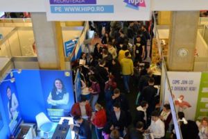 ACUM – Angajări la Renault! ZECI de POSTURI şi MII de PERSOANE INTERESATE