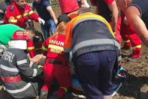Sfârşit tragic astăzi în Cristeşti: bărbat strivit sub propriul tractor