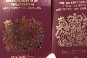 Noile paşapoarte britanice nu mai conţin menţiunea 