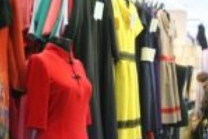 Haine noi înainte de Paşte? O nouă ediţie a Salonului Industriei Uşoare, la Centrul Regional de Afaceri Timişoara