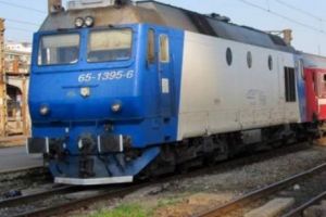 „Nu vă supăraţi, mai aveţi un picior de luat”. Pentru că era întuneric, au uitat piciorul în gară