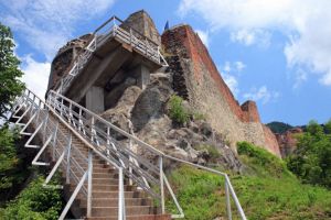 Cetatea Poenari intră în reabilitare