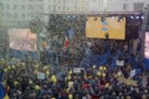 Rareş Bogdan, city break liberal la Craiova, pe traseul Piaţa Centrală – „Piaţa Mârşeu”