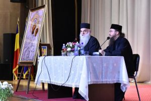 Părintele Damaschin Grigoriatul a conferenţiat la Râmnicu-Vâlcea