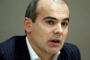 Rareş Bogdan a trimis un mesaj critic unui greu din Guvernul Dăncilă: „Vă petreceţi sfârşitul vieţii în puşcărie”
