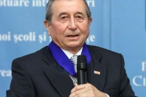 Iulius Filip, chinuit şi umilit pentru poezia „Vis şi speranţă”. Povestea deţinutului politic care le-a făcut zile negre lui Ceauşescu, Securităţii şi lui Augustin Lazăr