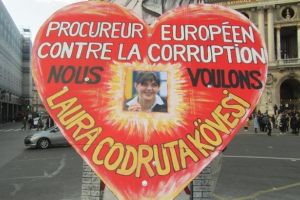 Kovesi a ajuns simbolul luptei anticorupţie al „vestelor galbene” din Franţa