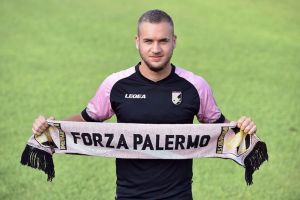 Fotbalistul bihorean George Puşcaş a lipsit de la un antrenament al echipei Palermo. Antrenorul: 