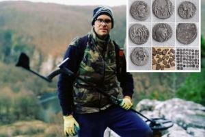 Căutătorul de comori: Un poliţist a descoperit monede vechi de 2000 de ani pe dealurile din Borod (FOTO)