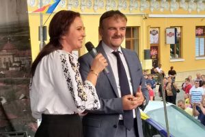 „Maialul Orăştian”, deturnat politic pentru promovarea Nataliei Intotero
