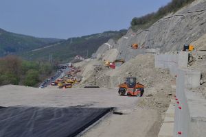 Optimism la CNAIR pentru loturile 3 şi 4 din autostradă