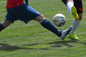 In Liga a 6-a, Victoria Mihai Viteazu a invins liderul Flacara Crucea, intr-un meci cu sapte goluri 