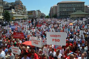 Agenda electorală – PSD a încheiat, în forţă, seria mitingurilor electorale, la Târgovişte