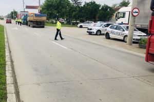 FOTO. Acţiunea TRUCK&BUS: Sute de sancţiuni aplicate de poliţiştii sătmăreni