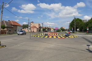 LIVE&FOTO. Un nou sens giratoriu se amenajează pe bulevardul Cloşca