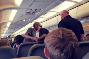 Mazăre a ajuns în România cu bine în ciuda furtunii din capitală – Va intra în carantină