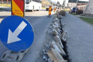 Reabilitarea „DRUMULUI RUŞINII” se mai lungeşte cu un an!