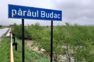 Cod roşu la Budacu de Jos, anunţat prin Ro-Alert. Ce alte probleme au creat ploile în judeţ (FOTO)