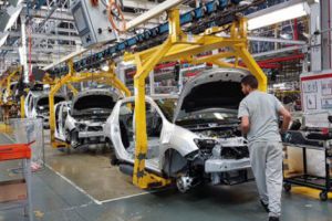 SALARII, PRIME, REDUCERI EXCLUSIVE pentru ANGAJAŢII DACIA