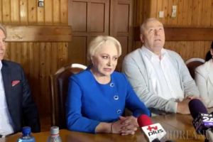 Dăncilă nu mai ştie pe unde este: Aflată în Suceava, a declarat că face o vizită în... Hunedoara, în celălalt capăt de ţară (VIDEO)