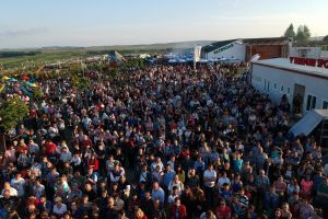 Aproximativ 80.000 de persoane au participat la evenimentul de la deschiderea Parcului Cornişa, în cele trei zile