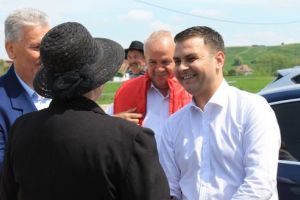 Viceprim-ministrul Daniel Suciu în vizită de lucru la Cheţani: PNDL, programul care aduce Europa la ţară