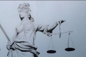 Fost preşedinte cercetat pentru spălare de bani, deturnare de fonduri şi mită