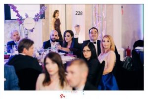 Fundaţia Bethany îi invită pe cei care vor să ajute copiii aflaţi în dificultate la cea de a 8-a ediţie a evenimentului caritabil Balul de La Castel