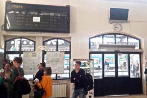 Gara tăcerii: Mersul Trenurilor stă în loc în Gara Centrală din Oradea