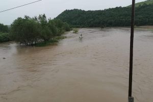 O nouă avertizare: Cod Portocaliu de inundaţii pe râuri din judeţul Satu Mare