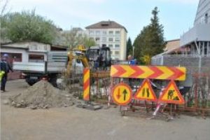 LUCRARI – Cuplare la reteaua noua de alimentare cu apa potabila