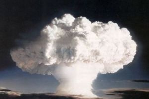 Specialiştii atenţionează! Risc major de război nuclear