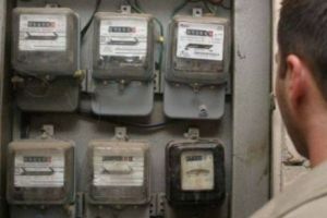 Anunţ de la Enel pentru români! Când vor fi montate noile contoare pentru curent electric