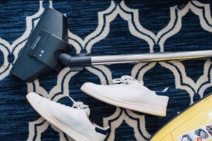 Cum să aspiri corect în funcţie de suprafaţă