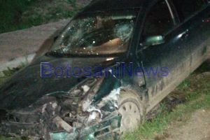 Un bărbat din Botoşani a fost reţinut, după ce a fost urmărit de Poliţie şi a produs un accident