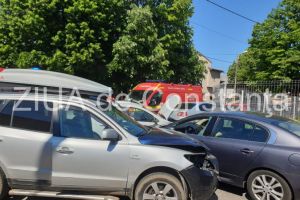 Accident la intersectia strazilor Calarasi cu Ion Lahovari