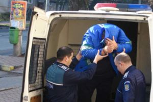 Bărbat din Olt arestat la Sibiu – A dat ţeapă de 16.000 de lei unei companii de telefonie mobilă