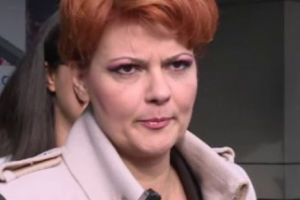 Olguţa Vasilescu se amuză pe seama lui Iohannis! Ce poza a postat cu el şi cu soţia sa