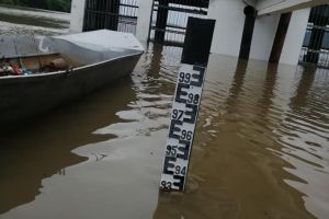 FOTO. Se menţine pericolul! Apele sunt în creştere la Călineşti-Oaş