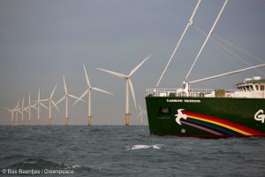 Transport RATC gratuit la nava Greenpeace