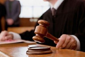 Poliţist şi inspector DSP, trimişi în judecată de procurorii sătmăreni