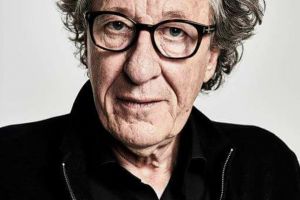 Actorul Geoffrey Rush a obţinut despăgubiri record pentru că a fost calomniat în campania #MeToo