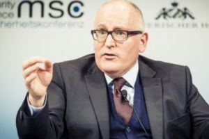 Frans Timmermans a votat cu el însuşi la  europarlamentare