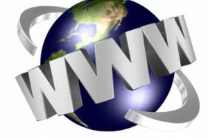 Giganţii Internetului le cer utilizatorilor să iasă la vot la alegerile europarlamentare