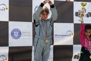 FOTO. Băieţel (5 ani) din Satu Mare, locul I la un campionat naţional de karting