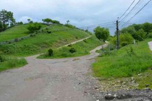 FOTO. Începe modernizarea drumului judeţean DJ 704K Vinerea– Săliştea. Investiţie de peste 6.500.000 lei