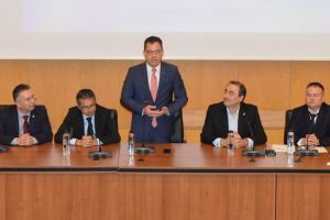 Profesioniştii contabili şi antreprenorii băcăuani au luat pulsul finanţărilor guvernamentale