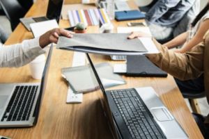 Puţine posturi pentru PROFESORI în Argeş