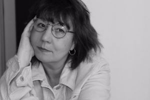 Portret de scriitoare - Doina Ruşti: „Ne aflăm în plină idiocraţie. Indulgenţa repetată faţă de prostie a creat o nouă clasă”